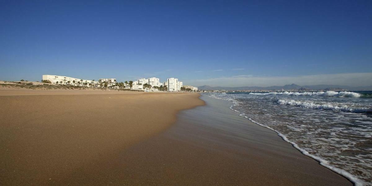 Alojamiento El Altet Playa Esterno foto